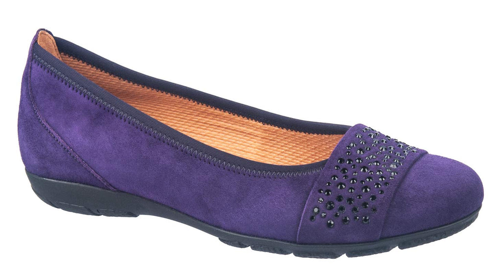 Purple suede ladies pumps from Gabor shoes