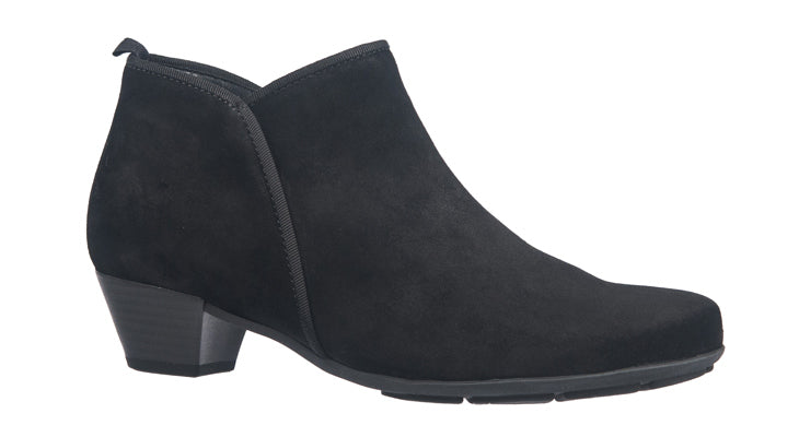 Gabor black suede low heeled boots