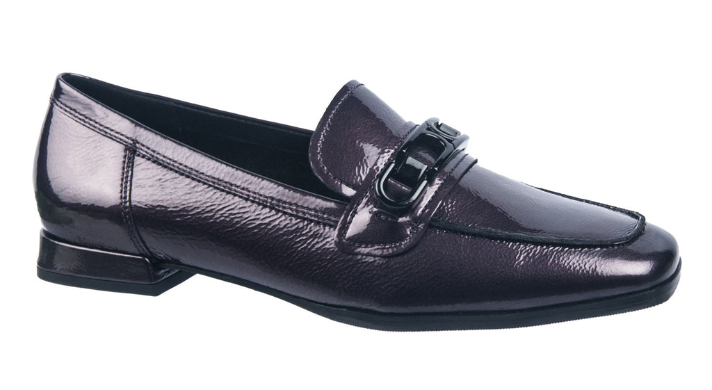 Hogl patent leather slip on loafers 