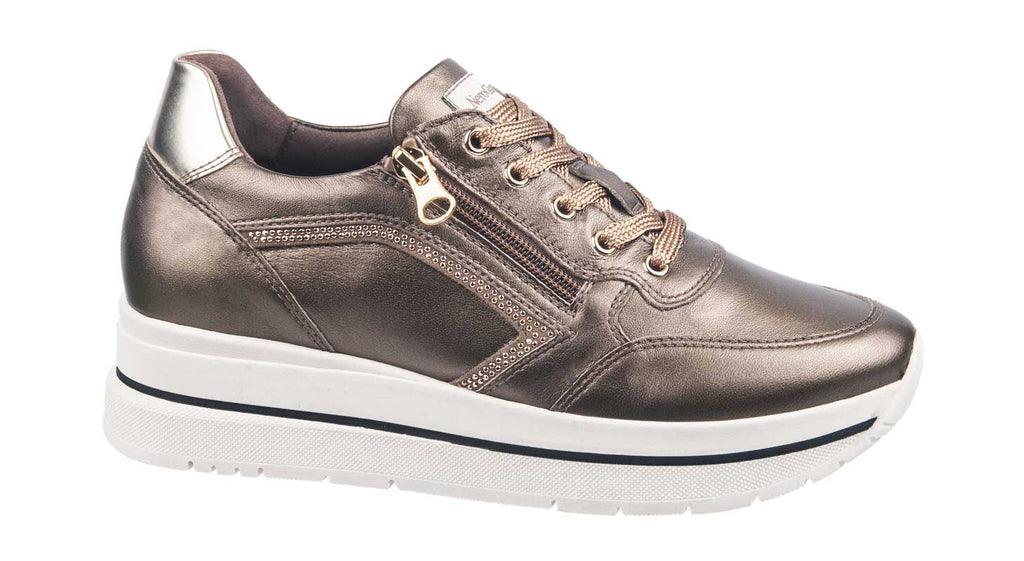 NeroGiardini pewter leather trainer with thick white sole and side zip.